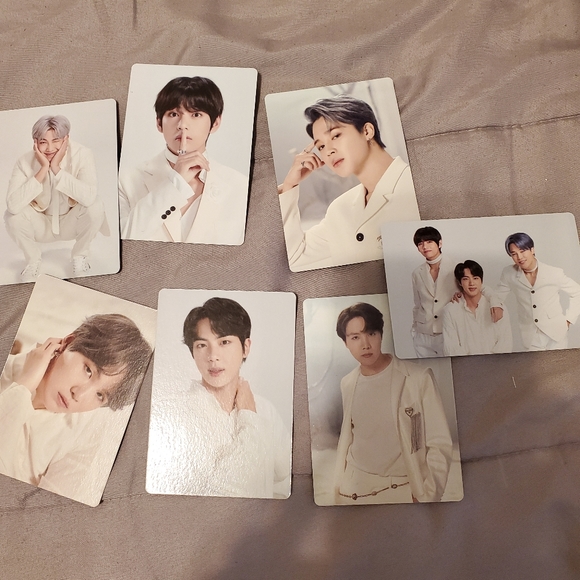 BTS photo cards - Picture 1 of 3